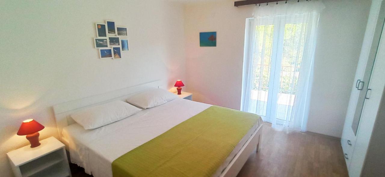 Gdinj Apartments Sonija מראה חיצוני תמונה