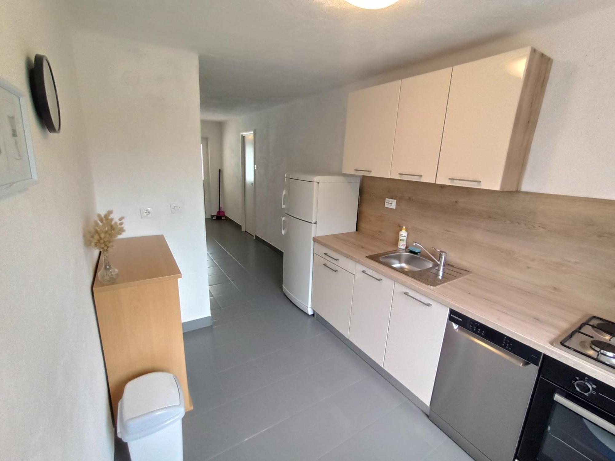 Gdinj Apartments Sonija מראה חיצוני תמונה