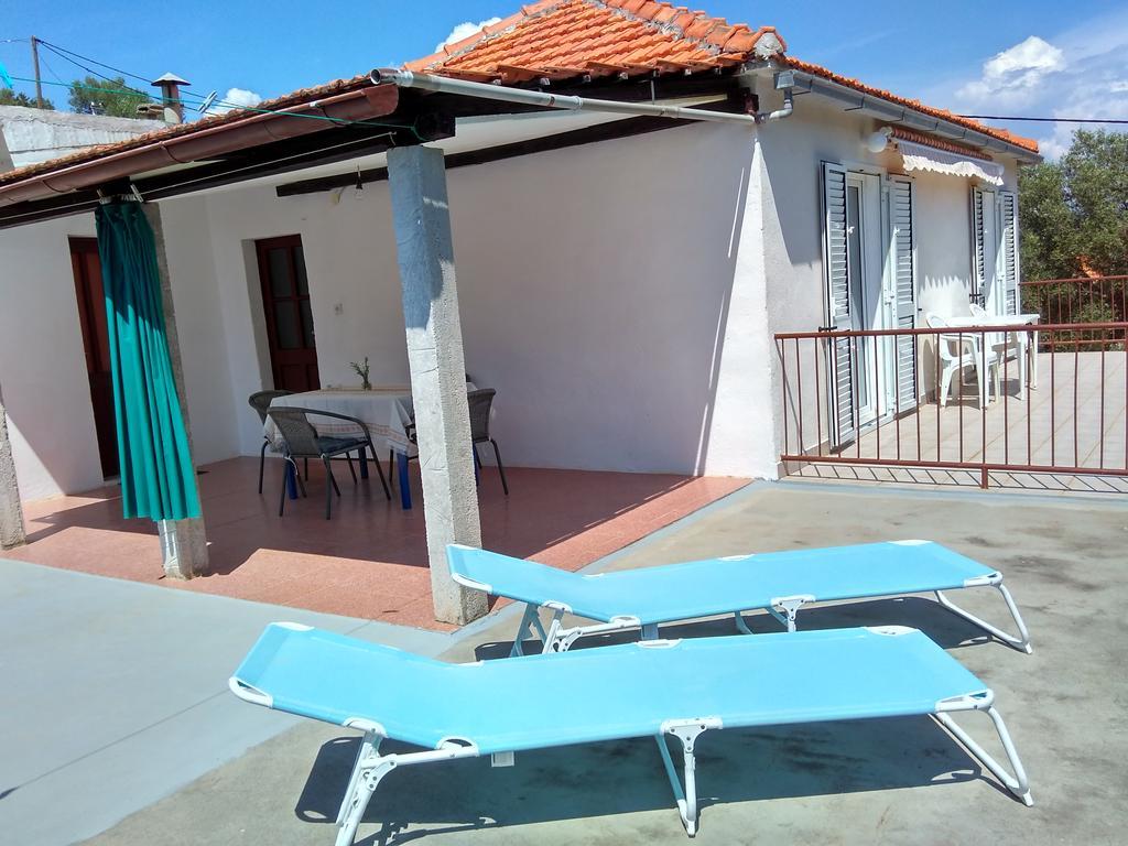 Gdinj Apartments Sonija מראה חיצוני תמונה