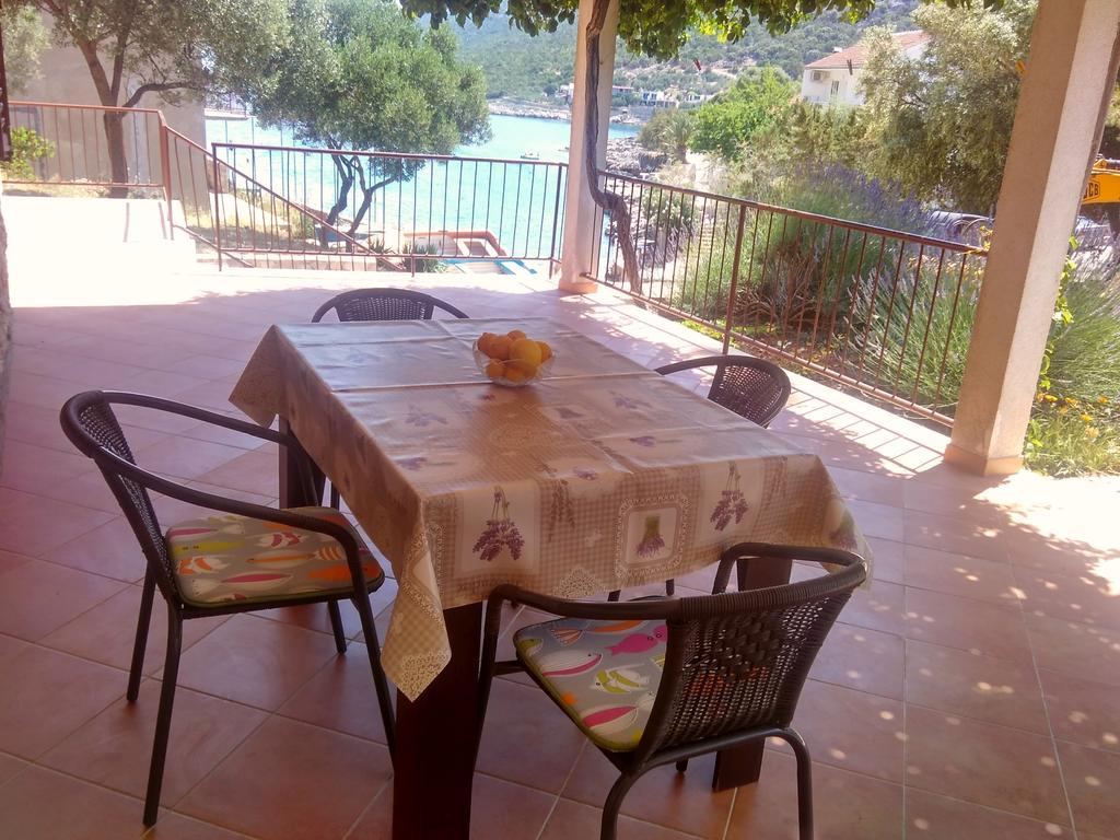 Gdinj Apartments Sonija מראה חיצוני תמונה